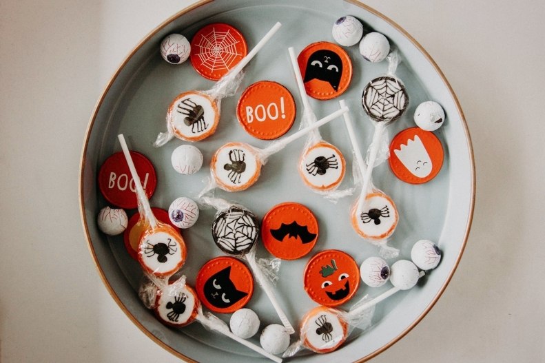 Halloween on a Budget: Saving with Homemade Decorations in the UK